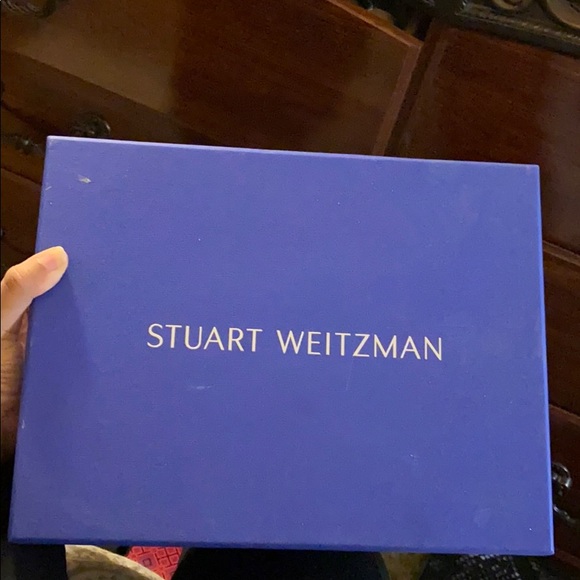 Stuart Weitzman - Picture 1 of 5